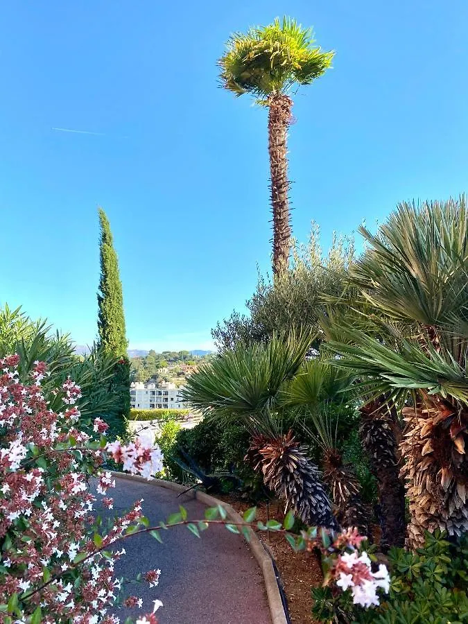 Cosy 2 Pieces, Jardin Privatif Et Piscine Fabron Apartment Nice