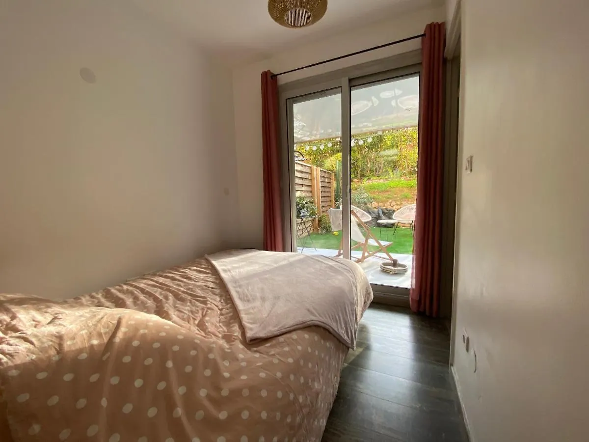Cosy 2 Pieces, Jardin Privatif Et Piscine Fabron Apartment Nice